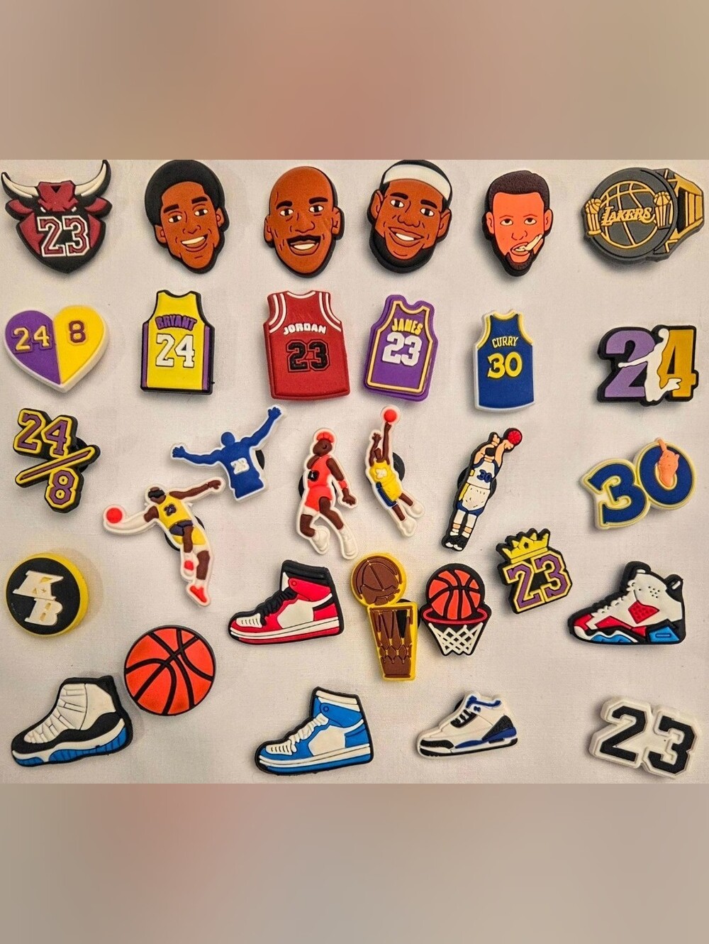 30 Croc Charms Jibbitz NBA Basketball Team Curry LeBron Kobe Jordan Lakers Bulls
